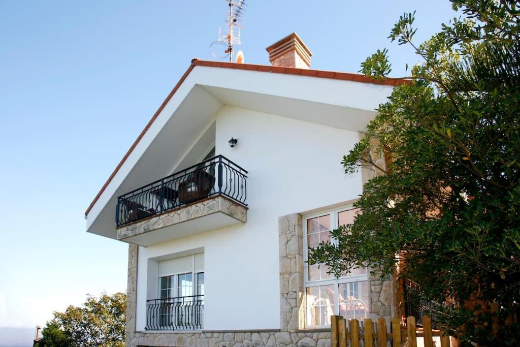 Chalet Con Magnificas Vistas Al Mar Perlora Bagian luar foto
