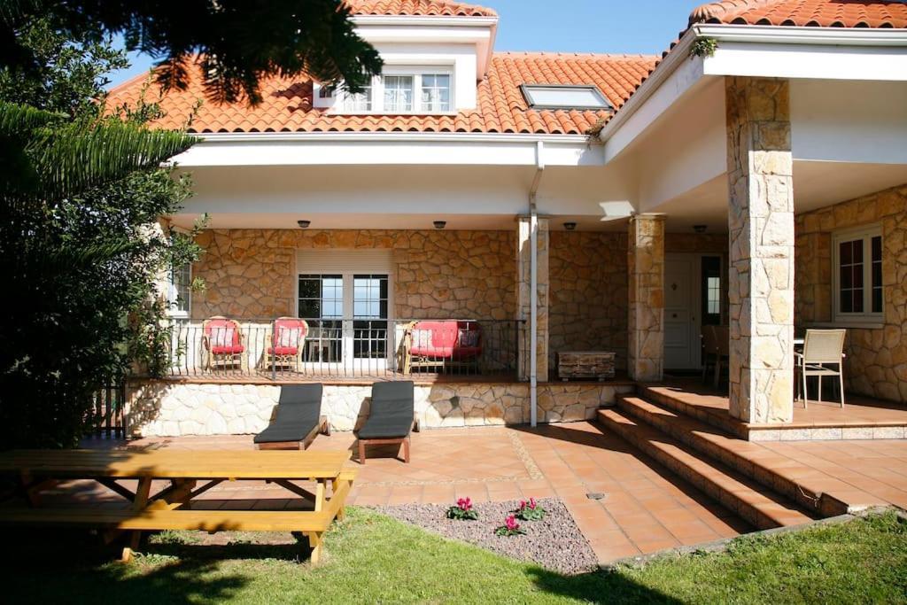 Chalet Con Magnificas Vistas Al Mar Perlora Bagian luar foto