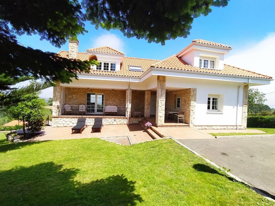 Chalet Con Magnificas Vistas Al Mar Perlora Bagian luar foto