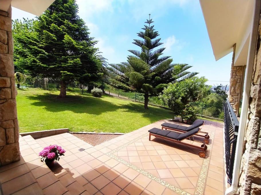 Chalet Con Magnificas Vistas Al Mar Perlora Bagian luar foto